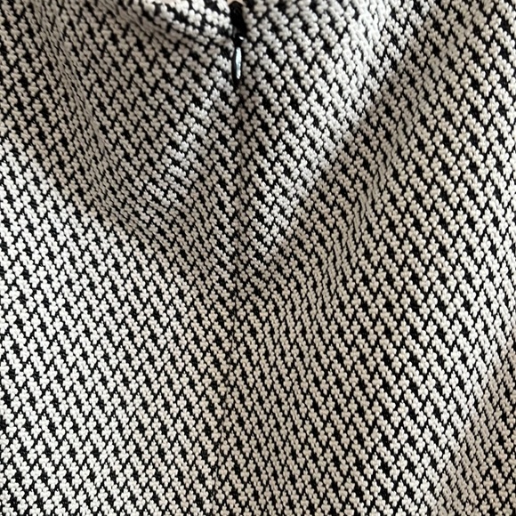 Dress - Picture 4 of 6